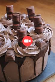 Idee De Gateau D 39 Anniversaire Gateau Enfants Bueno In 2020 Desserts Dessert Recipes Delicious Desserts