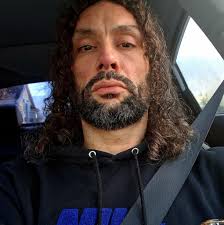 Does anyone use pinky muting in their playing?