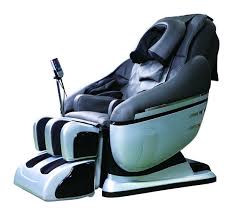 Zero Gravity Luxurious Massage Chairs A Unique Massage Chair Design With Medical Traction Functions Which Combined With A Massage Chairs Massage Chair Massage