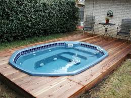 Found On Bing From Www Cookwithalocal Net Hot Tub Deck Hot Tub Landscaping Small Round Hot Tub