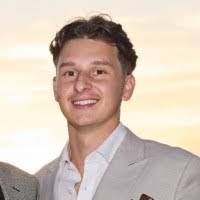 Benjamin Garson's Instagram, Twitter & Facebook