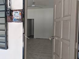 Situs pasang iklan rumah gratis. Faisal Rahim On Twitter Bahagian Dalam Rumah Sewa 3 Bilik 750sqf Tak Termasuk Luar Kipas Lampu Dah Pasang Tiles Satu Rumah Api Air Dah Masuk