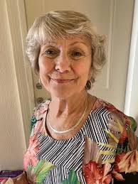 Sandy Rowland's Instagram, Twitter & Facebook