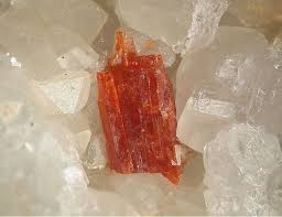 Labuntsovite Mg Na4k4 Ba K Mg Fe 1 Xti8 Si4o12 4 O Oh 8 10 H2o Kovdor Zheleznyi Mine Kovdor Massif Kola Peninsula Mu Minerals Crystals Minerals Crystals