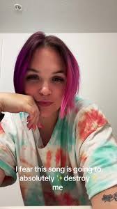 TORI PATTERSON (@victoriaroselifts_)