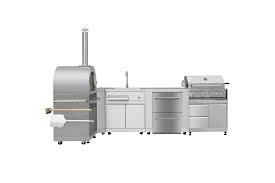 What makes thor the best commercial cooking solution? Thor Kitchen S Modular Outdoor Kitchen Suite Gets Masculine Makeover Kbis