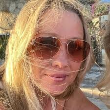 Doreen Stock's Instagram, Twitter & Facebook