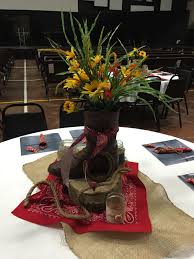 They Scrunched The Burlap And Bandana So I Guess It Doesn T Matter If It S Wrinkled Western Party Centerpieces Western Birthday Party Western Party Decorations