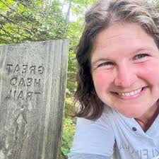 Does leaving Subaru hatchback trunk open drain battery?