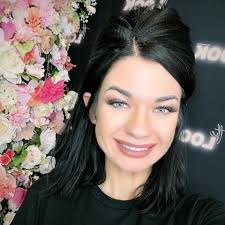 I'm in need of a new hairstylist. The girl I've been seeing for years  hasn't been responding quickly and I wasn't happy with my color last time.  Her prices also went up