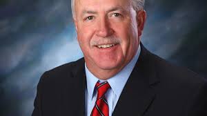 Top official to quit Grand Forks City Hall