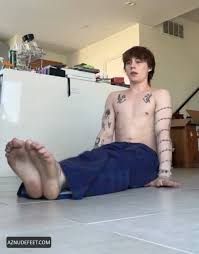BRYCE MCKENZIE Feet - AZNudeFeet Men
