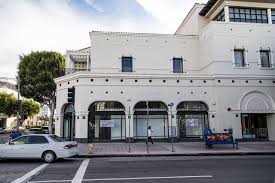 Sur La Table To Spice Up Westwood With Upscale Kitchenware Selection Westwood Village Sur La Table Westwood