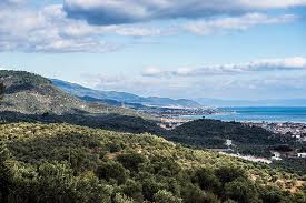 1 yatak odası, french veya twin yatak, 1 oturma grubu ve balkon bulunuyor. Kaz Daglari Nin Ustu Altindan Degerli