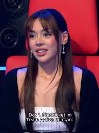 Ayliva vergibt Finalticket an Talent Eva bei Voice Kids