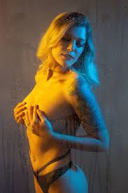 5 Guests to Avoid During Your Chicago Boudoir Shoot