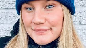 IKO-supportern Julia Kling: ”För en hockeynörd är det ett steg till”