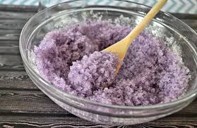 Gommage Au Sel Zoom Sur Ce Nouveau Soin Beaute Tendance Sucre Gommage Bricolage Recette Gommage Au Sucre Gommage Diy