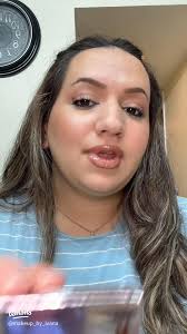 Discover the Latest Highlighter Trend for a Radiant Makeup Look