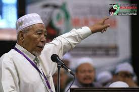 Selain mengucapkan takziah kepada kelurga mangsa yang terkorban, beliau juga mengajak seluruh rakyat malaysia berdoa agar mangsa diberi ganjaran terbaik oleh allah swt. Taujihat Daripada Mursyidul Am Pas Tuan Dewan Pemuda Pas Malaysia Dppm Facebook