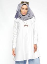 Tesettur Tunik Modelleri Modanisa Com Moda Stilleri Tunik Kiyafet