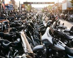 About 450,000 people attended indoor and outdoor activities, despite the pandemic. Boxed Into A Corner Sturgis Braces For Thousands To Attend Motorcycle Rally The New York Times