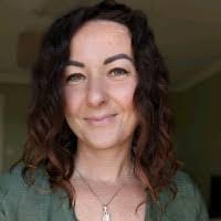 Vicki Coates's Instagram, Twitter & Facebook