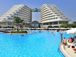 Antalya wordt niet voor niets, parel van de zuidkust genoemd. Miracle Resort Antalya Turkije