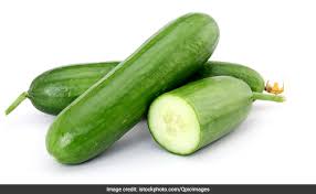 Take 1 tbsp of slightly sour curd and squeeze half a lemon into it. 7 Ways To Get Rid Of Dark Inner Thighs