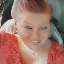 Deborah Robinson updated her profile...