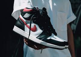 Jordan 1 Mid White Black Gym Red Gs Where To Buy Shoe Laces For Air Jordan 1 Gym Red Air Jordans Jordans Nike Kyrie
