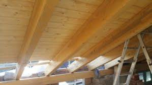 Idee e spunti per un tetto a vista. Tetti In Legno Lamellare La Bellezza Delle Travi Lamellari Prezzi E Prestigioso