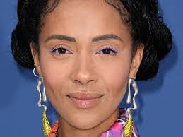 Yasmin Lynch's Instagram, Twitter & Facebook