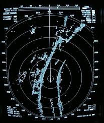 The noun radargerät is declined with the declension endings es/e. Ein Blick Auf Das Radargerat Vom Fahrgastschiff Weinland Baden Am 21 09 2007 Das Schiff Befindet Sich Hier Auf Talfahrt Im Unteren Vorhafen Der Schiffbilder De
