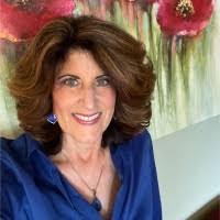 Kelly Gilmore's Instagram, Twitter & Facebook