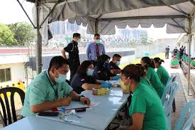 Ketua pengarah jabatan imigresen datuk khairul dzaimee daud berkata, pihaknya memandang serius dakwaan beberapa portal dalam talian berhubung dakwaan lelaki itu ditahan secara tidak sah sehingga menyebabkan kematiannya ketika dalam tahanan. Indonesian Embassy Kuala Lumpur On Twitter Pada 16 17 18 Maret 2021 Kbri Kl Lakukan Kunjungan Ke Depot Tahanan Imigresen Klia Bukit Jalil Semenyih Dalam Rangka Pengambilan Foto Dan Biodata