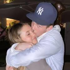 I love you mama ️ Leni Klum Ganz Schon Verknallt Heidis Tochter Zeigt Neues Knutschfoto