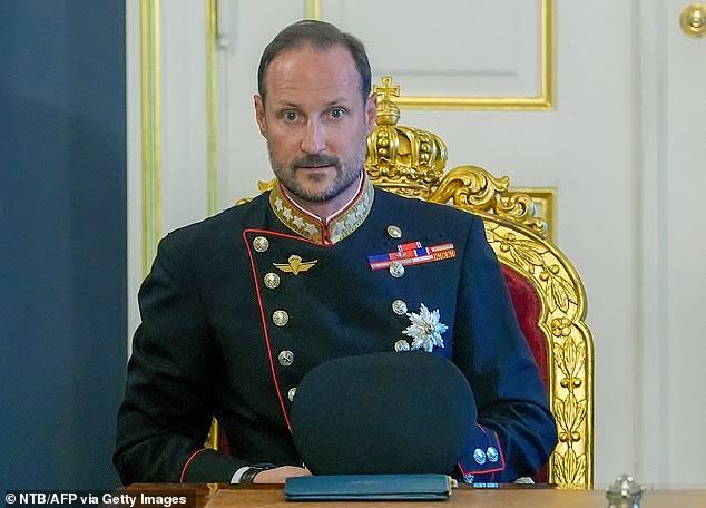King Haakon VIII takes the throne in Norway amid outpouring of grief  following death of Harald V - as Epstein links cast shadow over new royal  family | Daily Mail Online