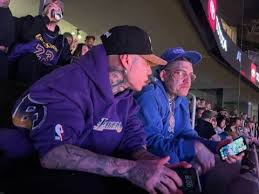 Santa Fe Klan y la sudadera que desató polémica en la final de la Nations  League