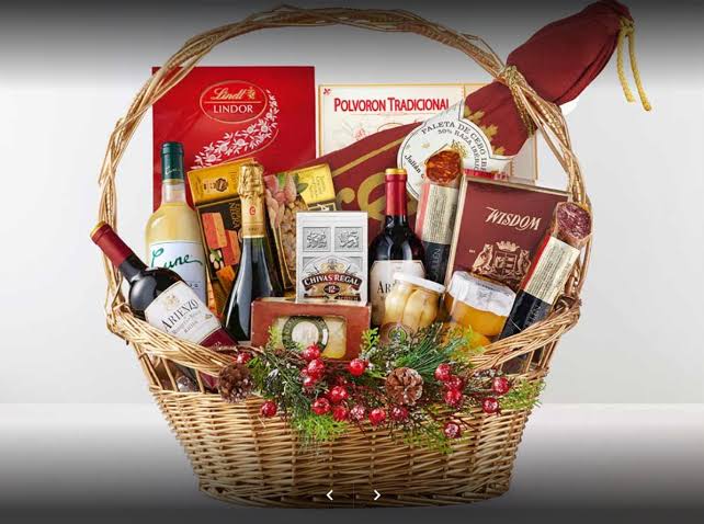 Cestas de Navidad y lotes navideños para empresas | Navipack