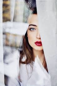 Elisa Berger's Instagram, Twitter & Facebook