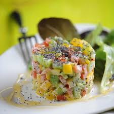 Decouvrez La Recette Tartare De Poivron Au Miel Et Au Pavot Sur Cuisineactuelle Fr Recette Recettes De Cuisine Cuisine