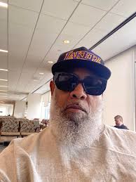 Kevin MrBigg Smith (@biggdabarber) • Instagram photos and videos