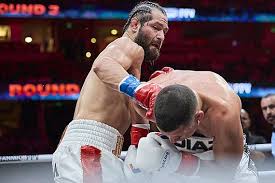 Jorge Masvidal Believes He’s Better Striker Than Max Holloway