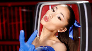 How Ariana Grande Went From Nickelodeon Star to Pop Icon