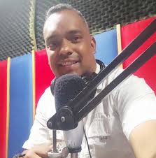 CRONICAS DE HUGO ARANA IMAGEN E IDENTIDAD Hugo Arana Páez (HARPA) San  Fernando de Apure, 9 de agosto de 2019 ESQUINA EL MATAJEY … “Difícil  escribir. Fácil leer”… INTRODUCCIÓN: Continuando con los