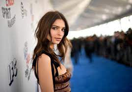 Emily ratajkowski wants her pictures backthe model, actress, and essayist talks image, power, and consent on this week's episode of the cut podcast. Emily Ratajkowski Sold An Nft Of Herself For 175 000 Architectural Digest