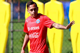 Gustavo quinteros quiere un fichaje en el frente de. Orellana No Llega A Colo Colo Por Falta De Plata Y Pavez Se Queda