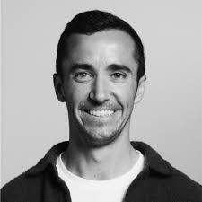 Anna Roscoe's Instagram, Twitter & Facebook