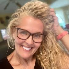 Liz Faison's Instagram, Twitter & Facebook